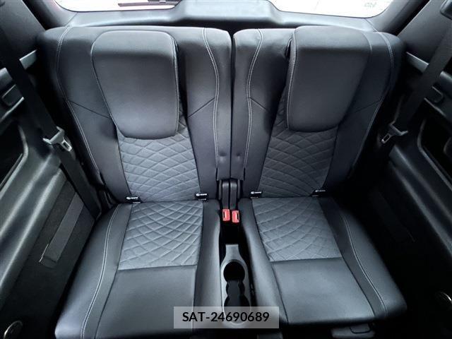 Mercedes Benz GLB-CLASS 2020-09 6012884-12