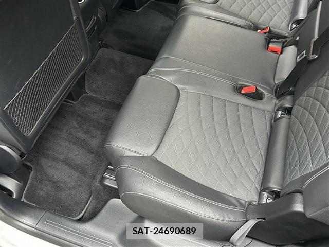Mercedes Benz GLB-CLASS 2020-09 6012884-14