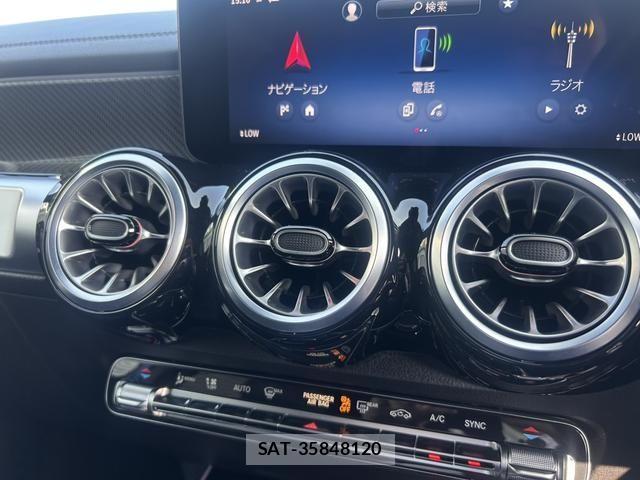 Mercedes Benz GLB-CLASS 2024-11 6012872-7