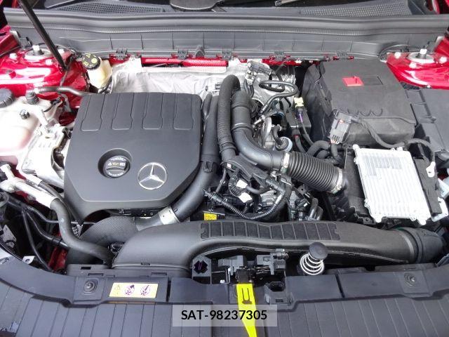 Mercedes Benz GLB-CLASS 2025-04 6245664-11