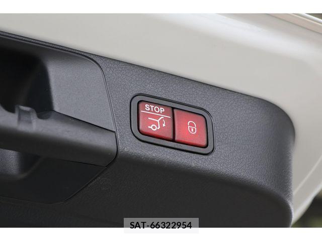 Mercedes Benz GLB-CLASS 2023-11 6613203-27