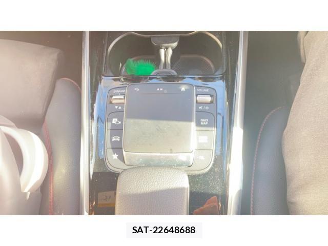 Mercedes Benz GLB-CLASS 2023-08 6613208-16