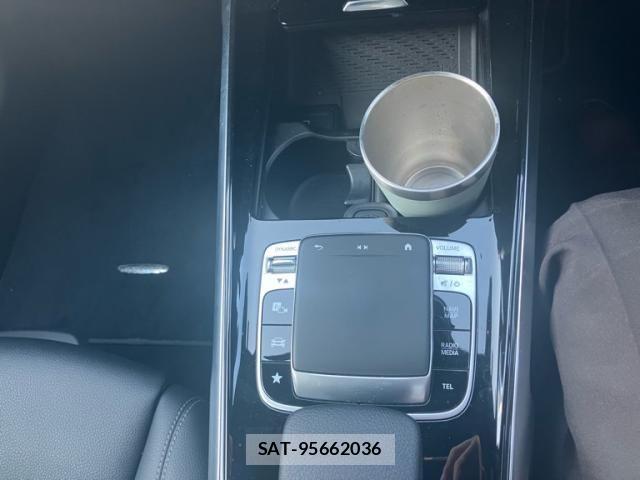 Mercedes Benz GLB-CLASS 2020-11 6908323-18