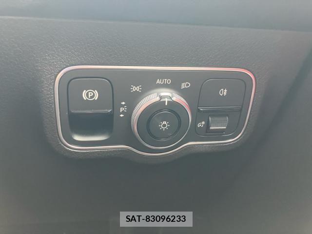 Mercedes Benz GLB-CLASS 2020-10 6908329-17