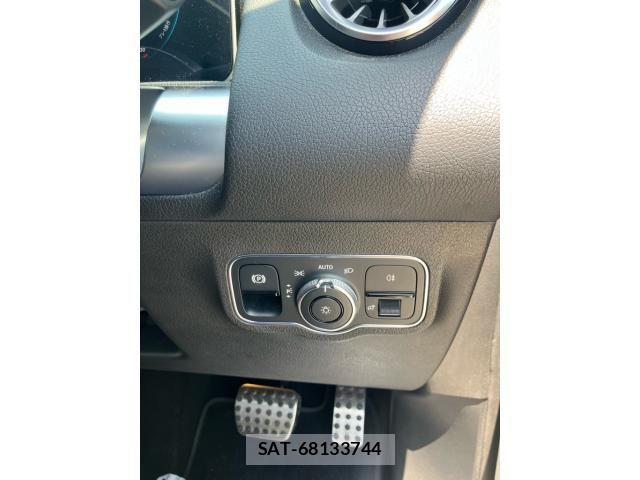 Mercedes Benz GLB-CLASS 2020-10 6995610-21