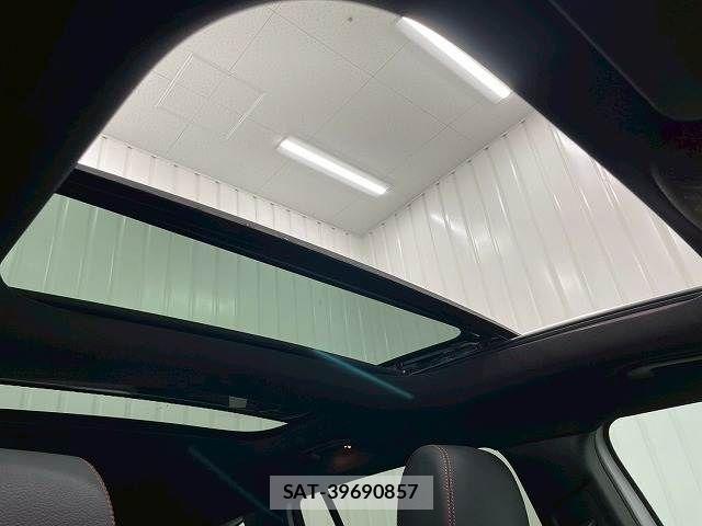 Mercedes Benz GLB-CLASS 2021-09 7215747-4