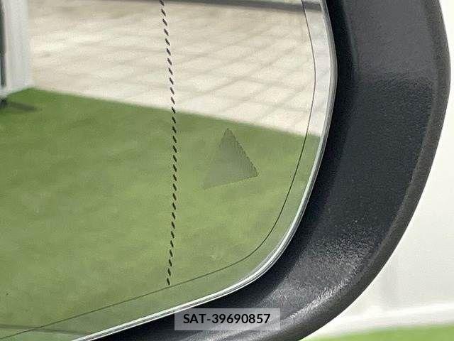 Mercedes Benz GLB-CLASS 2021-09 7215747-7