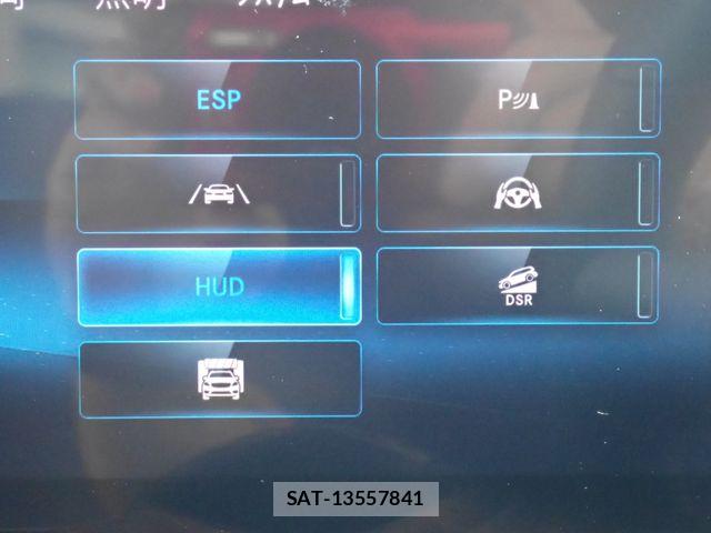 Mercedes Benz GLB-CLASS 2021-06 7221646-17