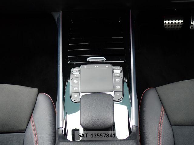 Mercedes Benz GLB-CLASS 2021-06 7221646-21