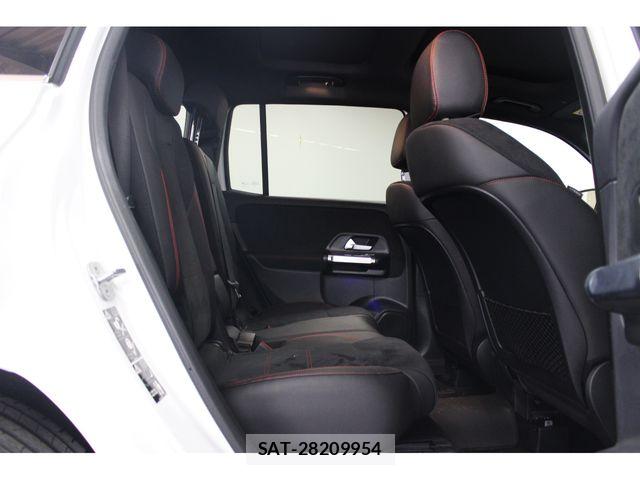 Mercedes Benz GLB-CLASS 2023-10 7221658-18