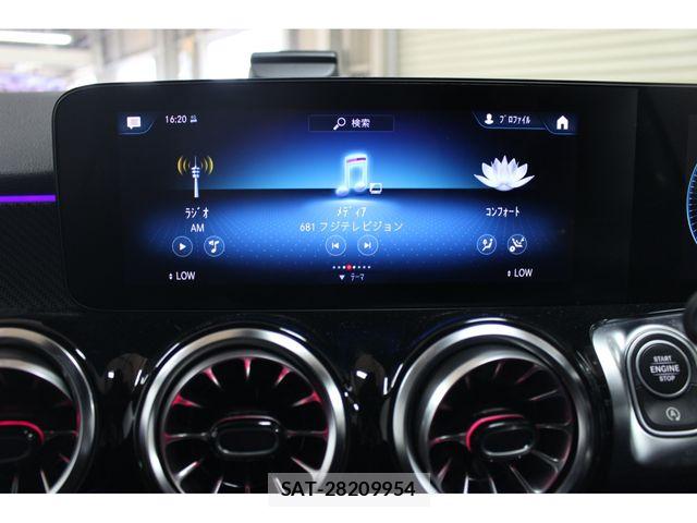 Mercedes Benz GLB-CLASS 2023-10 7221658-22