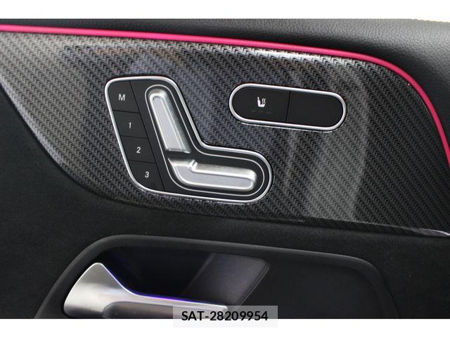 Mercedes Benz GLB-CLASS 2023-10 7221658-24
