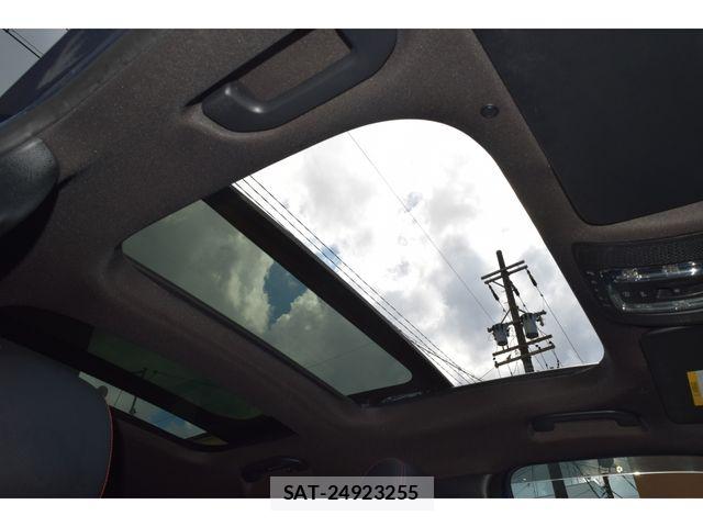 Mercedes Benz GLB-CLASS 2020-10 7221638-24