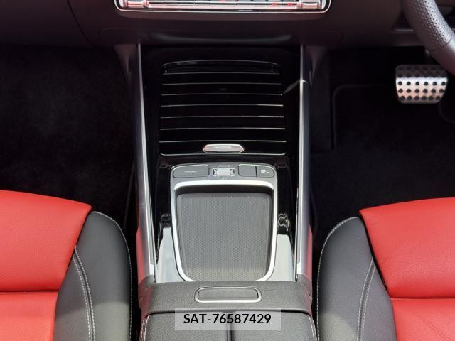 Mercedes Benz GLB-CLASS 2023-11 7221655-10