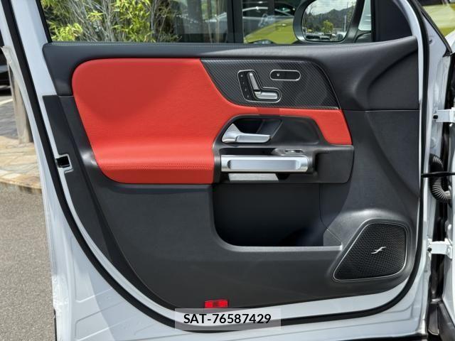 Mercedes Benz GLB-CLASS 2023-11 7221655-25