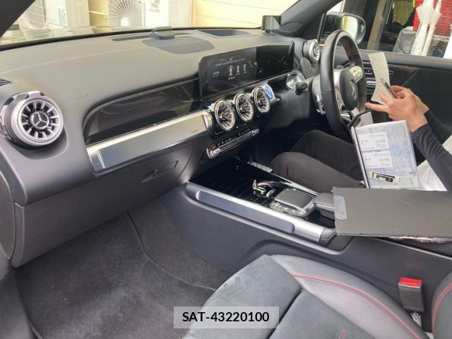 Mercedes Benz GLB-CLASS 2021-10 7272305-13