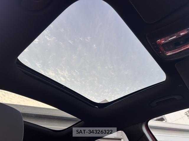 Mercedes Benz GLB-CLASS 2025-12 7877724-7
