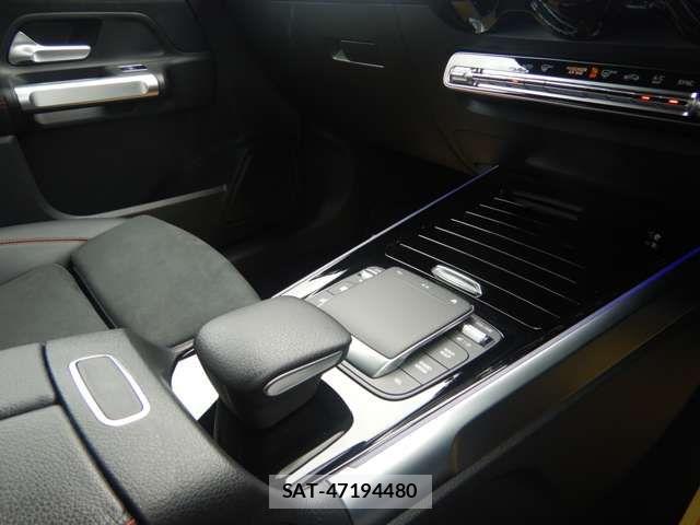 Mercedes Benz GLB-CLASS 2022-04 7877731-9