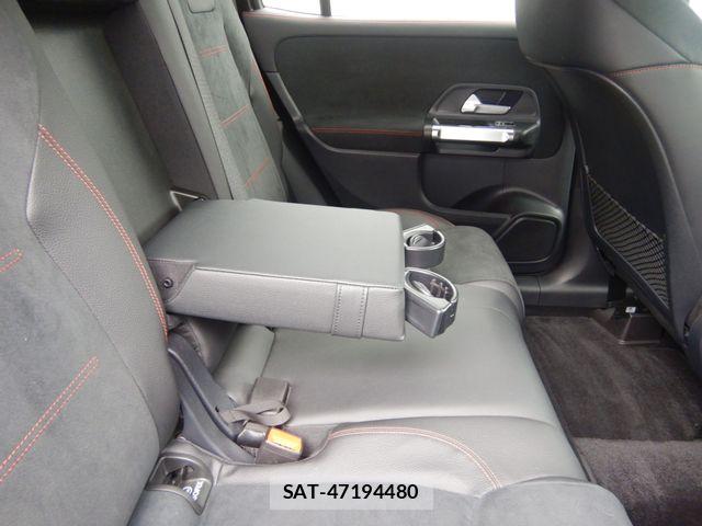 Mercedes Benz GLB-CLASS 2022-04 7877731-24