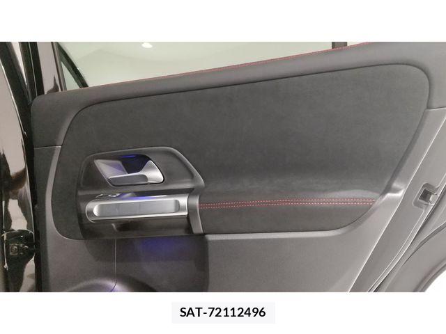 Mercedes Benz GLB-CLASS 2024-02 7979964-12