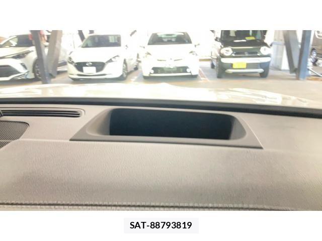 Mercedes Benz GLB-CLASS 2024-06 7979963-22