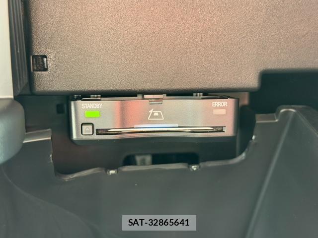 Mercedes Benz GLB-CLASS 2026-02 7979962-13