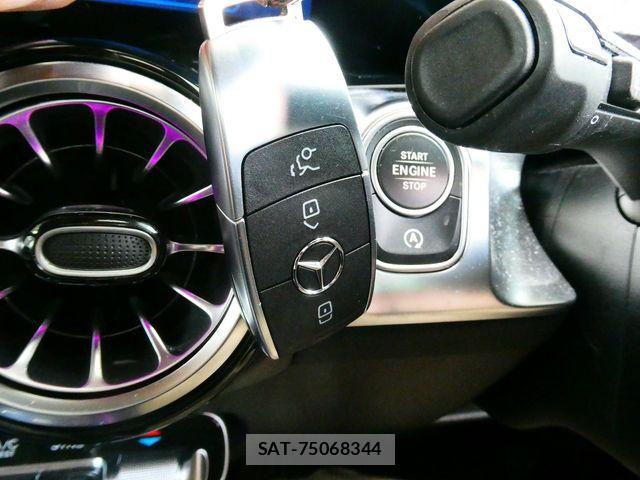 Mercedes Benz GLB-CLASS 2025-11 8036714-15