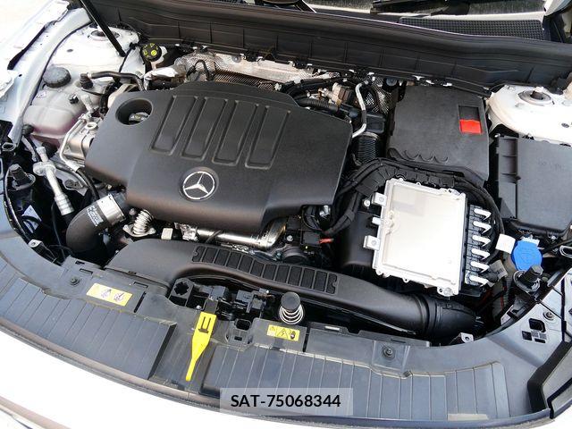 Mercedes Benz GLB-CLASS 2025-11 8036714-6