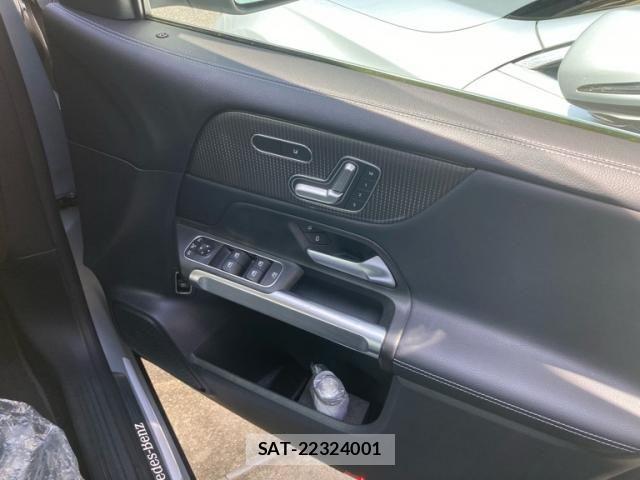 Mercedes Benz GLB-CLASS 2021-11 8036727-13