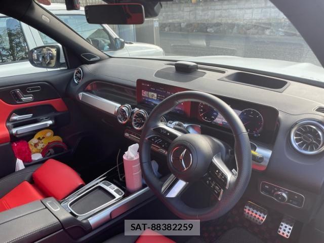 Mercedes Benz GLB-CLASS 2023-12 8100394-11