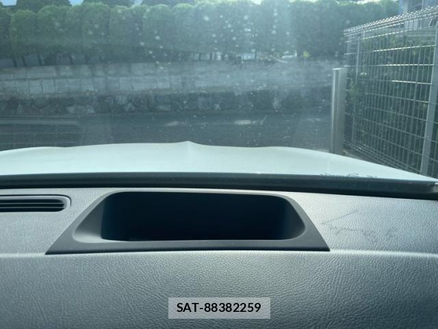 Mercedes Benz GLB-CLASS 2023-12 8100394-21