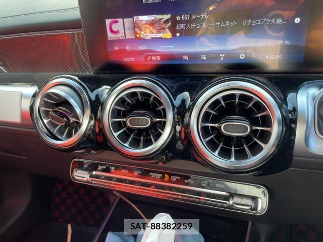 Mercedes Benz GLB-CLASS 2023-12 8100394-22
