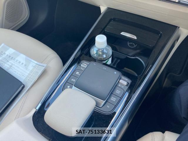 Mercedes Benz GLB-CLASS 2022-09 8100404-24