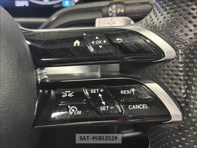 Mercedes Benz GLB-CLASS 2023-12 8100396-9
