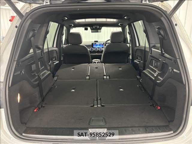 Mercedes Benz GLB-CLASS 2023-12 8100396-17