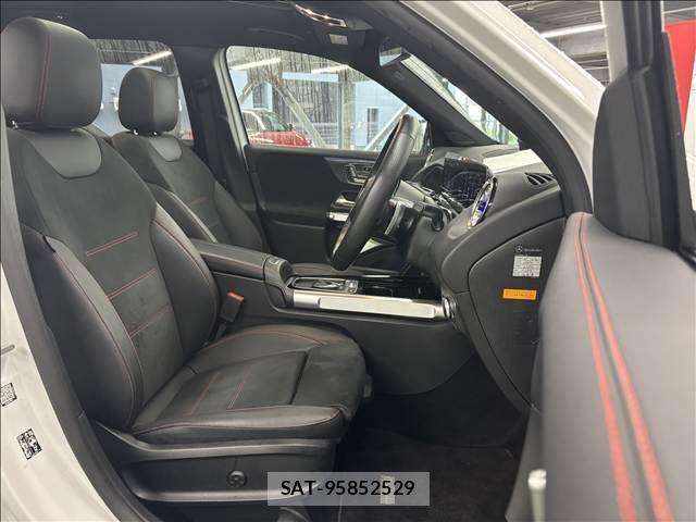 Mercedes Benz GLB-CLASS 2023-12 8100396-5