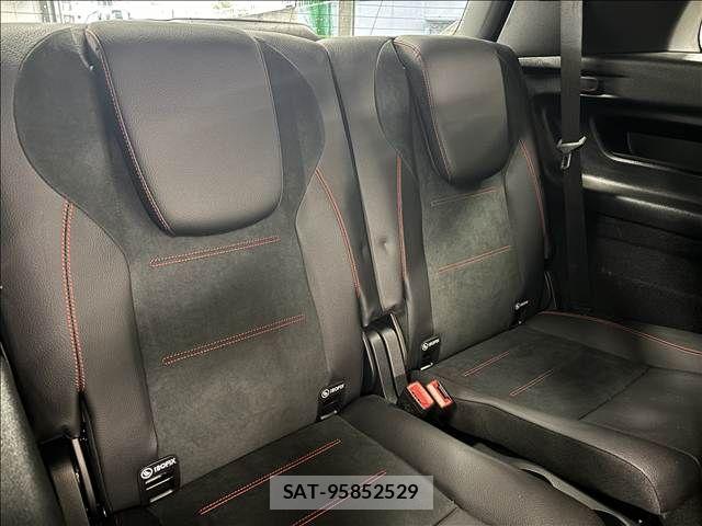 Mercedes Benz GLB-CLASS 2023-12 8100396-7