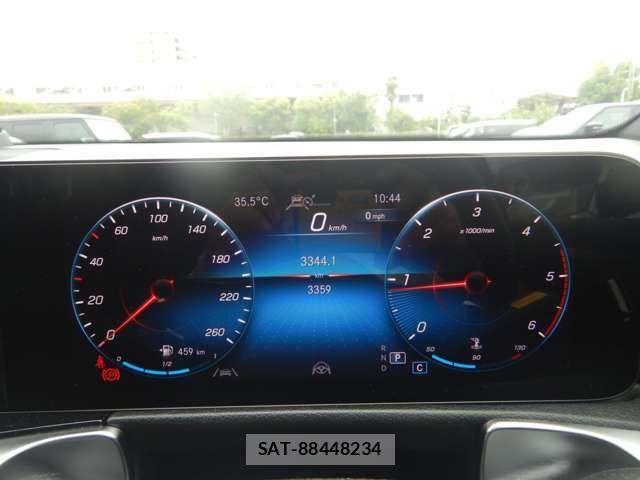 Mercedes Benz GLB-CLASS 2023-08 8131190-9