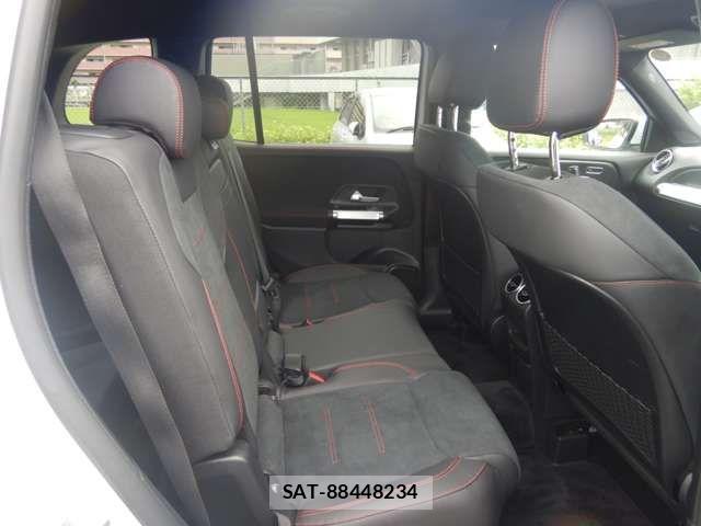 Mercedes Benz GLB-CLASS 2023-08 8131190-12