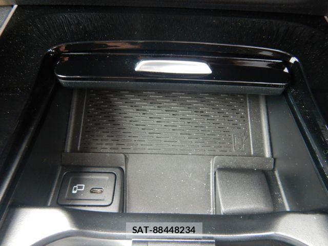 Mercedes Benz GLB-CLASS 2023-08 8131190-22