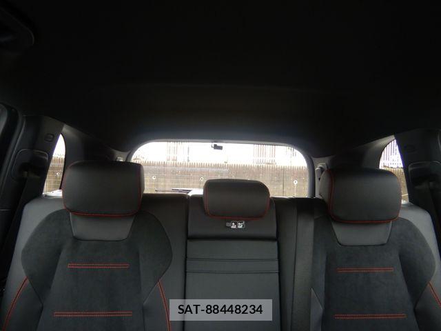 Mercedes Benz GLB-CLASS 2023-08 8131190-26