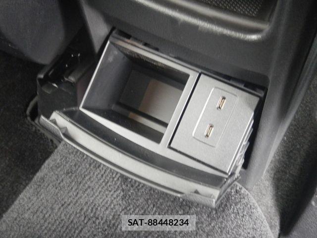 Mercedes Benz GLB-CLASS 2023-08 8131190-27