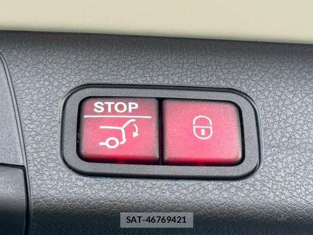 Mercedes Benz GLB-CLASS 2023-12 8146151-7