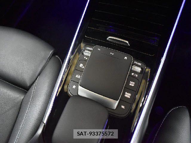 Mercedes Benz GLB-CLASS 2021-03 8208687-10