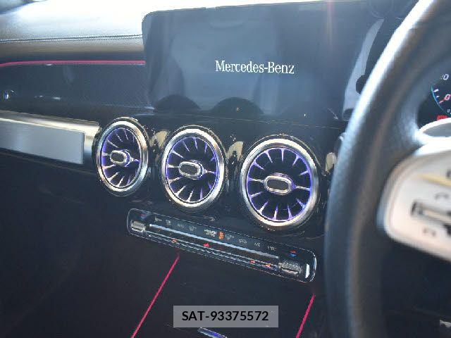 Mercedes Benz GLB-CLASS 2021-03 8208687-8