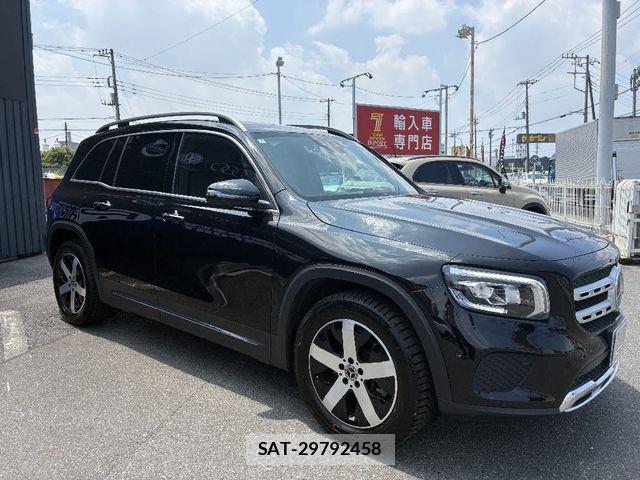 Mercedes Benz GLB-CLASS 2020-07 8208690-25