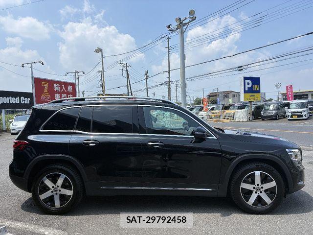 Mercedes Benz GLB-CLASS 2020-07 8208690-26