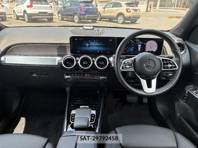 Mercedes Benz GLB-CLASS 2020-07 8208690-2