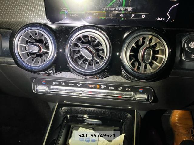 Mercedes Benz GLB-CLASS 2022-10 8208688-14