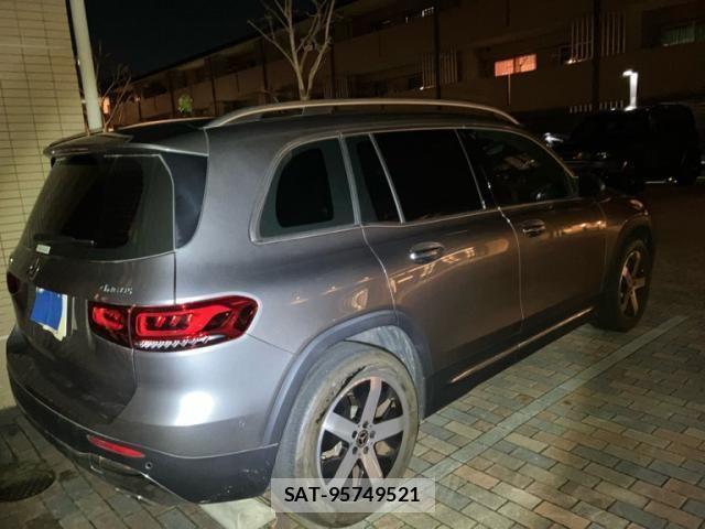 Mercedes Benz GLB-CLASS 2022-10 8208688-2